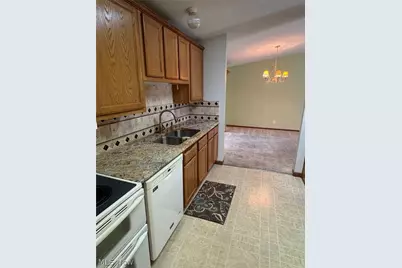 3295 Waterside Drive, Akron, OH 44319 - Photo 16