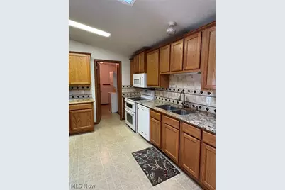 3295 Waterside Drive, Akron, OH 44319 - Photo 18