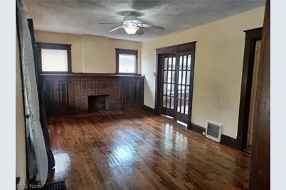 50 N Hazelwood Avenue, Youngstown, OH 44509 - Photo 2