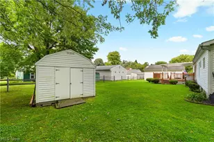 4025 Burke Ave NE, Louisville, OH 44641 - Photo 36