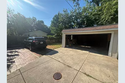 16522 Clifton Boulevard, Oakwood, OH 44107 - Photo 24