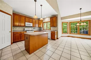 7705 Keystone Dr, Concord Twp, OH 44077 - Photo 16
