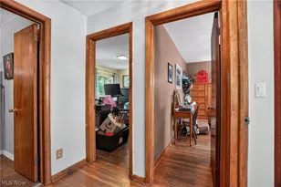8910 Crackel Rd, Chagrin Falls, OH 44023 - Photo 22