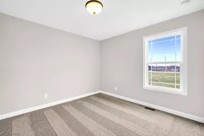 506 Meadow Trail SW, Hartville, OH 44632 - Photo 18