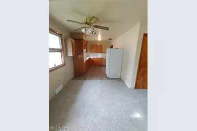 323 Marmion Avenue, Youngstown, OH 44507 - Photo 4