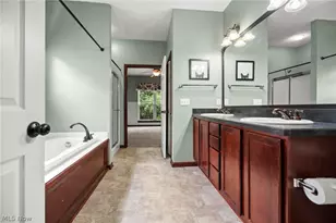 3700 Heron Dr, Lorain, OH 44053 - Photo 22