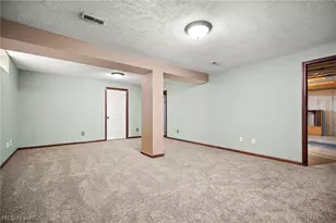 3700 Heron Dr, Lorain, OH 44053 - Photo 40