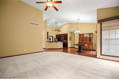 3700 Heron Drive, Lorain, OH 44053 - Photo 14