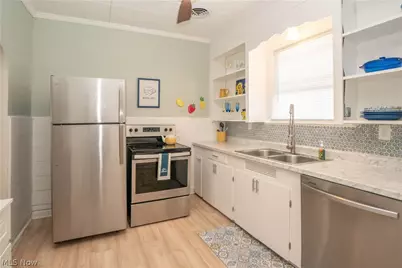 2413 Clearview Avenue NW, Canton, OH 44708 - Photo 18