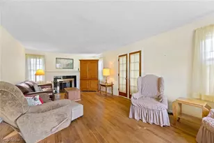 691 E Ford Ave, Barberton, OH 44203 - Photo 2