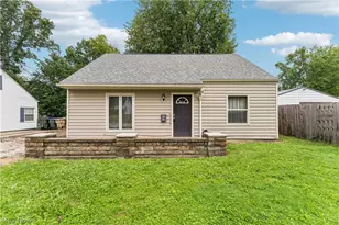 2143 Hillside St, Cuyahoga Falls, OH 44221 - Photo 1