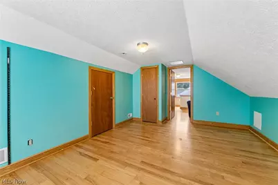 2143 Hillside Street, Cuyahoga Falls, OH 44221 - Photo 24