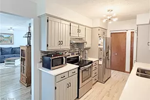 1043 Reedy Dr, Wadsworth, OH 44281 - Photo 12