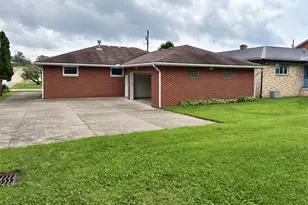229 Donnell St, Weirton, WV 26062 - Photo 4
