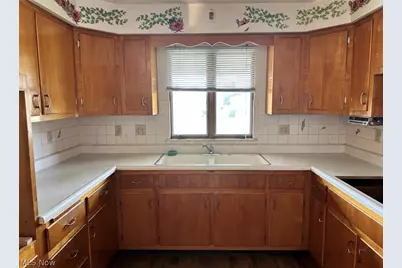 229 Donnell Street, Weirton, WV 26062 - Photo 10