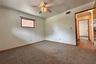 229 Donnell St, Weirton, WV 26062 - Photo 18