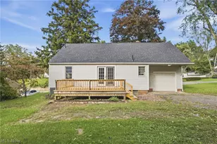 2300 38th St NW, Canton, OH 44709 - Photo 6