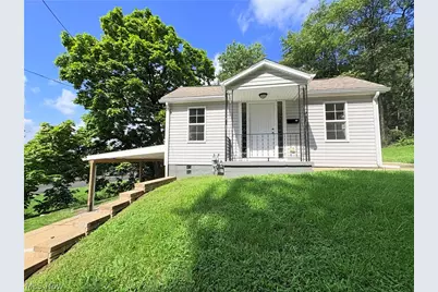 971 Eastman Street, Zanesville, OH 43701 - Photo 1