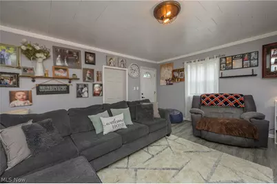 544 E High Street, Uhrichsville, OH 44683 - Photo 12