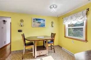 3229 Glen Oaks Dr, Youngstown, OH 44511 - Photo 24