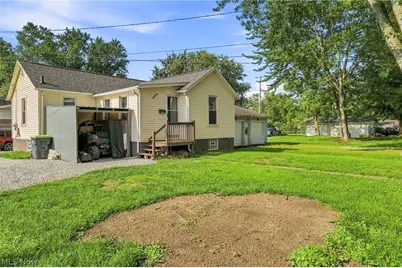 376 E 1/2 Ohio Avenue, Sebring, OH 44672 - Photo 6