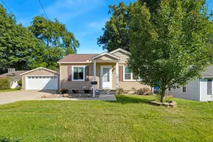 379 Stanford St, Akron, OH 44314 - Photo 1