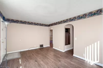379 Stanford Street, Akron, OH 44314 - Photo 8