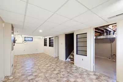 379 Stanford Street, Akron, OH 44314 - Photo 16