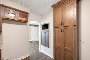 379 Stanford St, Akron, OH 44314 - Photo 12