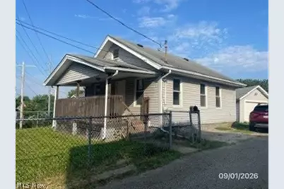 1703 30th Street NW, Canton, OH 44709 - Photo 1