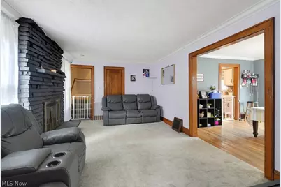 2390 Roth Drive, Cuyahoga Falls, OH 44221 - Photo 4