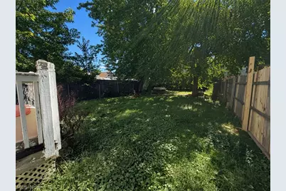 3020 9th Street SW, Canton, OH 44710 - Photo 2