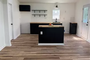 37 Franklin St, Roseville, OH 43777 - Photo 2