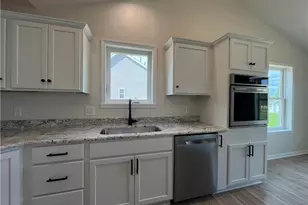 4703 Stevie Ave SW, Massillon, OH 44646 - Photo 20