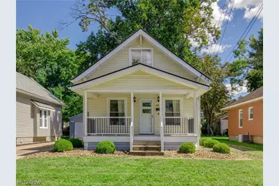 553 Wesleyan Avenue, Barberton, OH 44203 - Photo 2