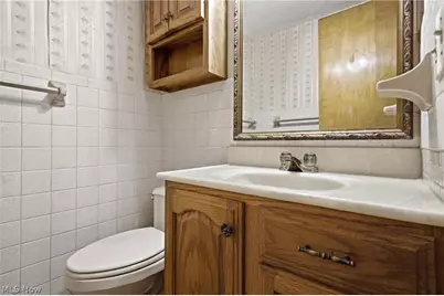 11225 Freshley Avenue NE, Alliance, OH 44601 - Photo 24