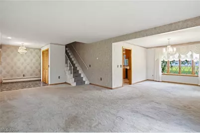 11225 Freshley Avenue NE, Alliance, OH 44601 - Photo 10