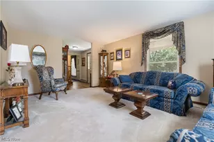 517 Winston Ave NE, North Canton, OH 44720 - Photo 8