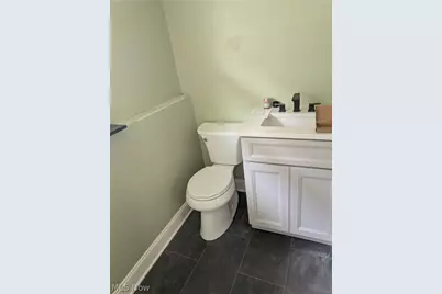 3246 E Waterloo Road, Akron, OH 44312 - Photo 6