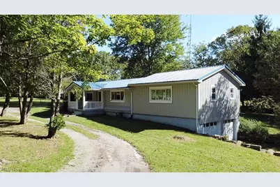 10182 Andora Road NE, West Chester, OH 44625 - Photo 4