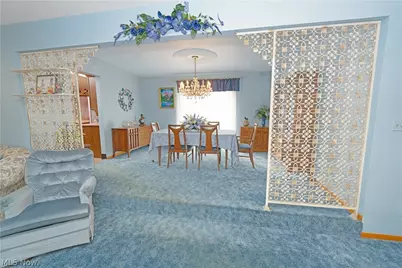 1325 Braceville Robinson Road, Worthington, OH 44470 - Photo 22