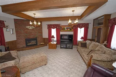 1325 Braceville Robinson Road, Worthington, OH 44470 - Photo 20