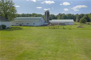1325 Braceville Robinson Rd, Worthington, OH 44470 - Photo 12