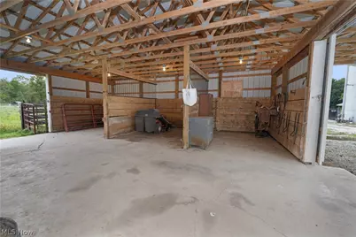 1325 Braceville Robinson Road, Worthington, OH 44470 - Photo 48