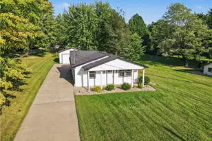 2351 Heston Dr, Lake Milton, OH 44429 - Photo 46