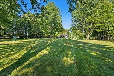 2351 Heston Drive, Lake Milton, OH 44429 - Photo 28