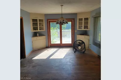 9031 Murray Ridge Road, Elyria, OH 44035 - Photo 12