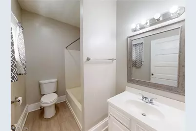 476 Rentschler Street, Akron, OH 44304 - Photo 10