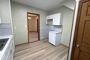 2625 4th St NW, Canton, OH 44708 - Photo 4