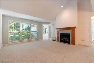 1534 Southpointe Cir NE, Canton, OH 44714 - Photo 12
